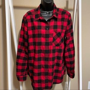 Size L Eddie Bauer Buffalo plaid button down shirt